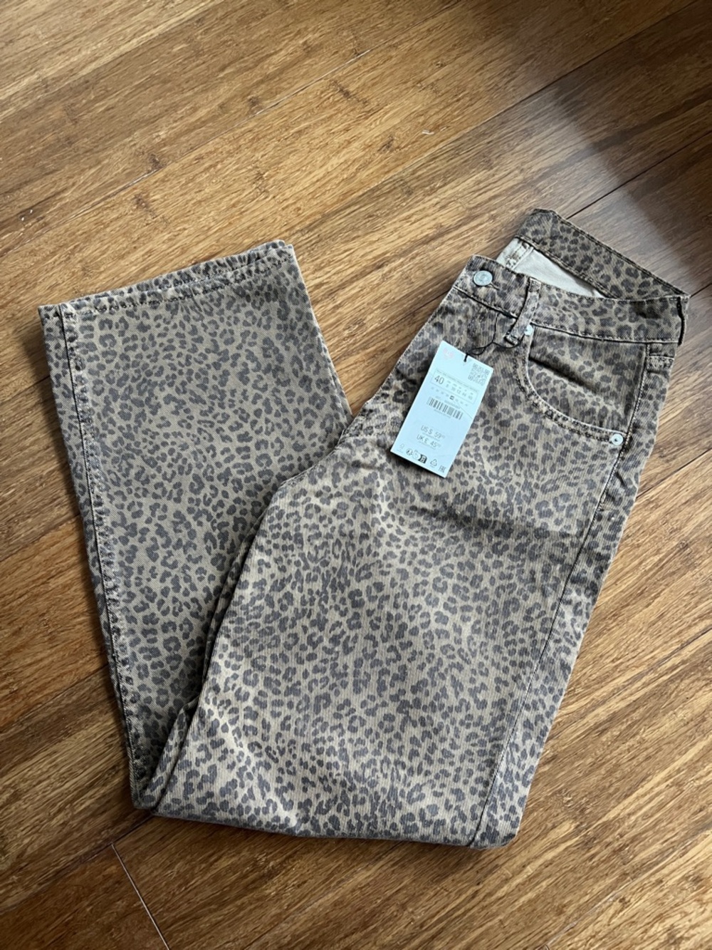 NWT Zara Leopard Print Straight-Leg Women’s Jeans